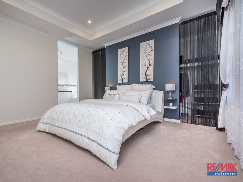 73 Regency Avenue, Madeley WA 6065