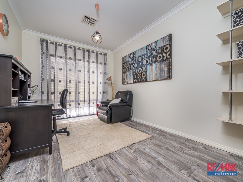 73 Regency Avenue, Madeley WA 6065