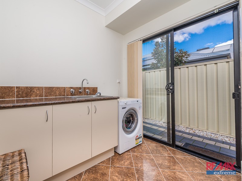 73 Regency Avenue, Madeley WA 6065