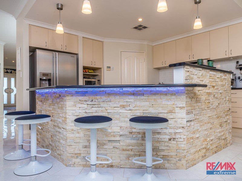 73 Regency Avenue, Madeley WA 6065