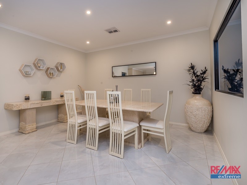 73 Regency Avenue, Madeley WA 6065