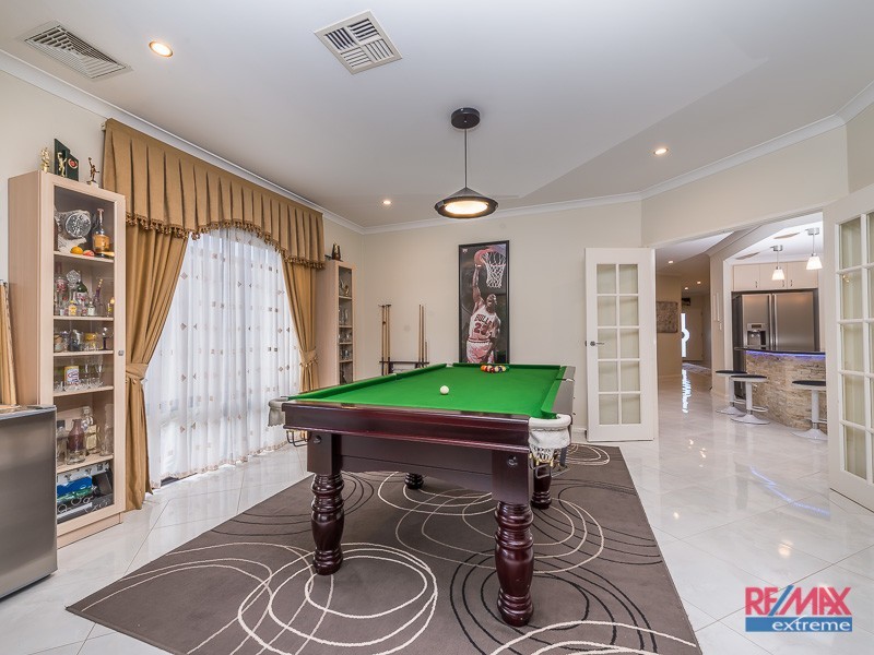 73 Regency Avenue, Madeley WA 6065