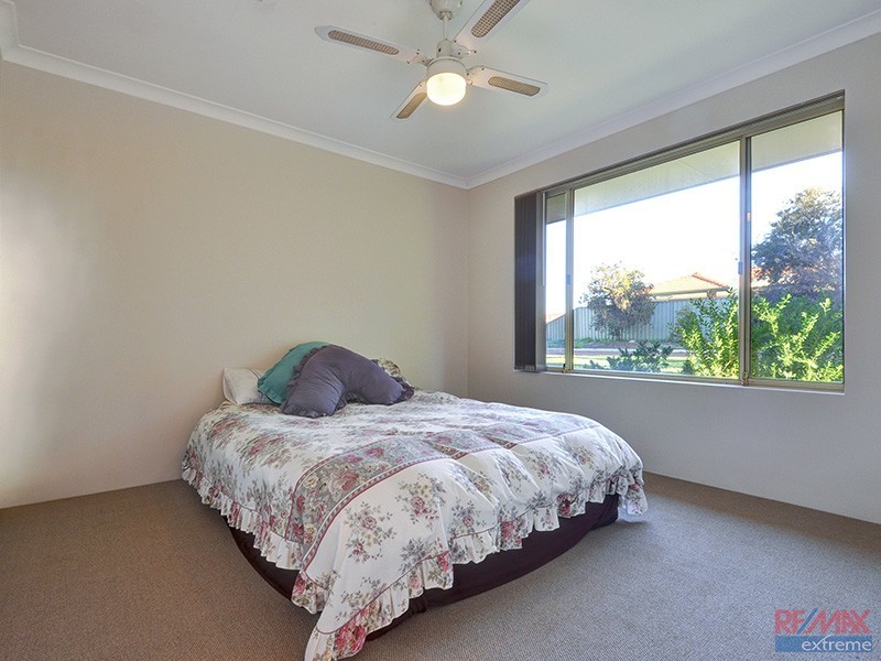 4 Girvan Lane, Kinross WA 6028