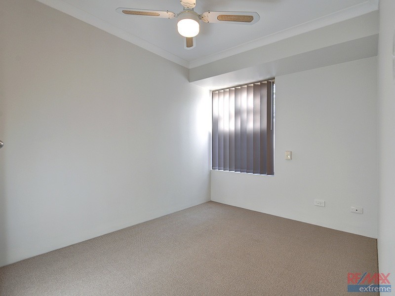 4 Girvan Lane, Kinross WA 6028