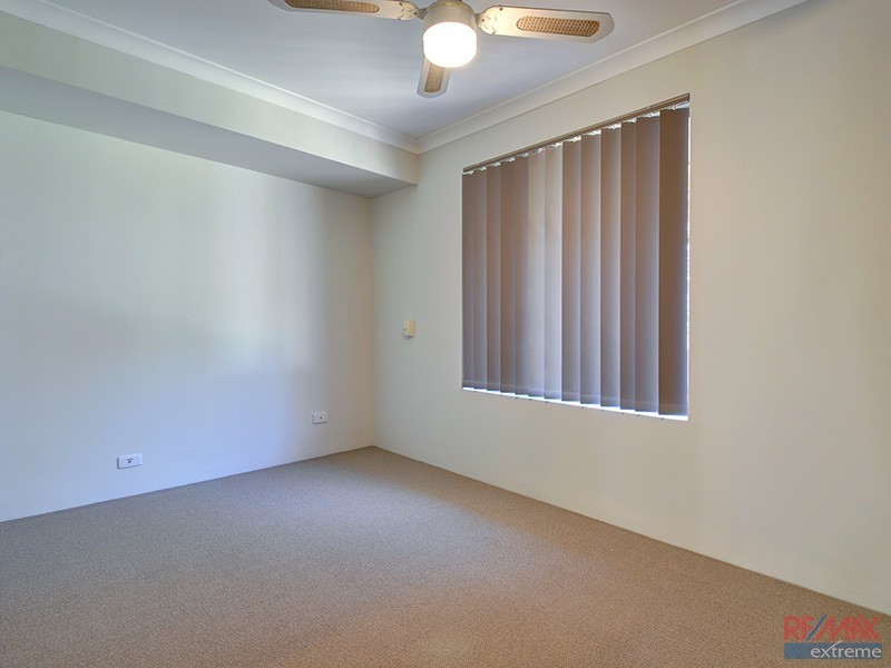 4 Girvan Lane, Kinross WA 6028