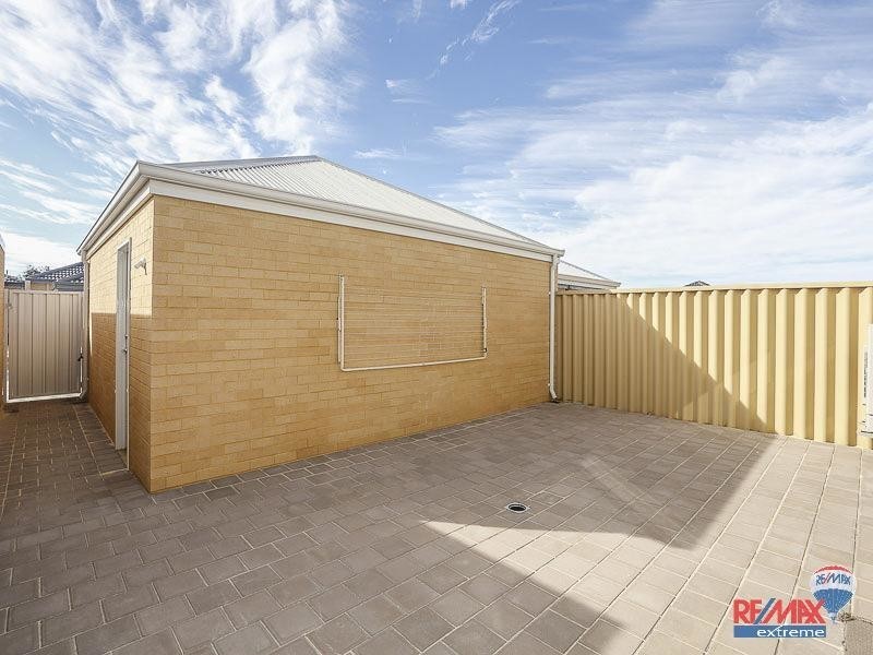 77 Redington Drive, Butler WA 6036