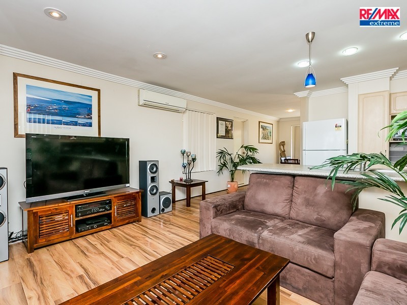 1 Theba Court, Heathridge WA 6027