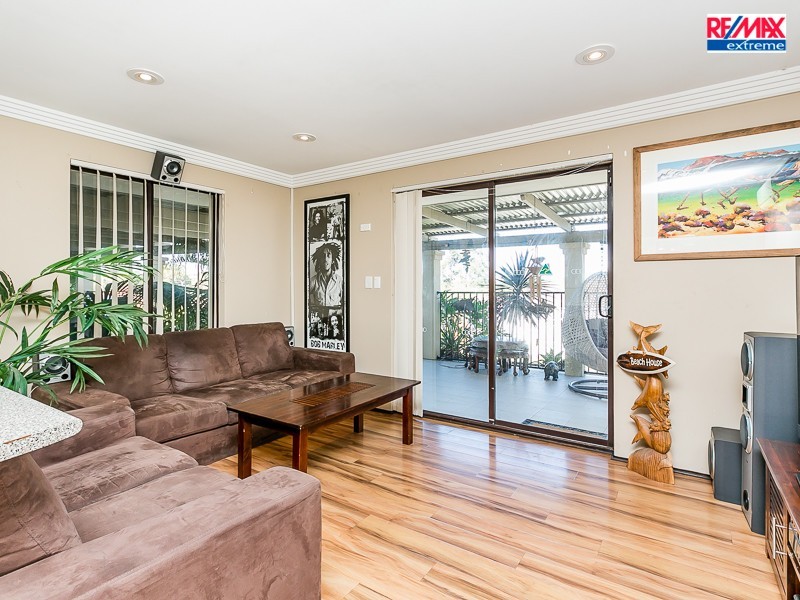 1 Theba Court, Heathridge WA 6027