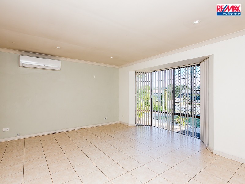 6 Marybrook Road, Heathridge WA 6027