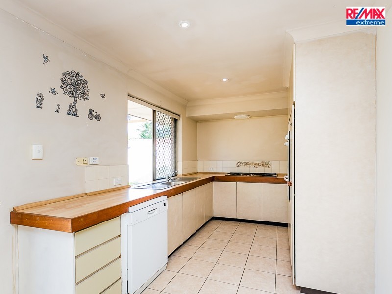 6 Marybrook Road, Heathridge WA 6027