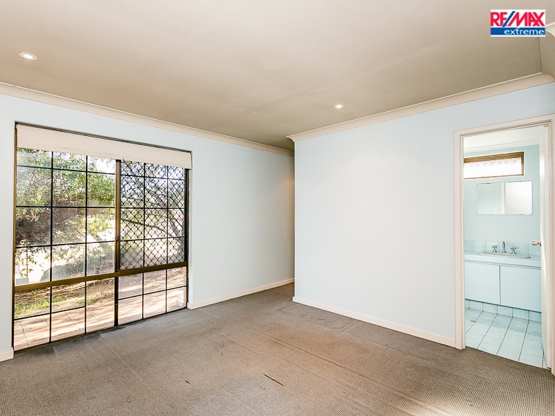 6 Marybrook Road, Heathridge WA 6027