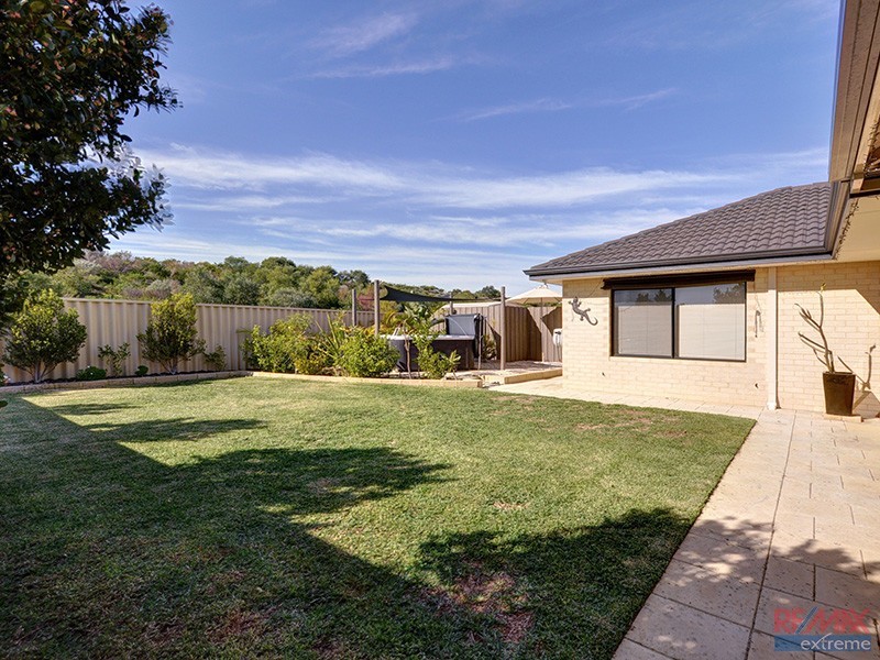 42 Vanderlin Crescent, Ridgewood WA 6030