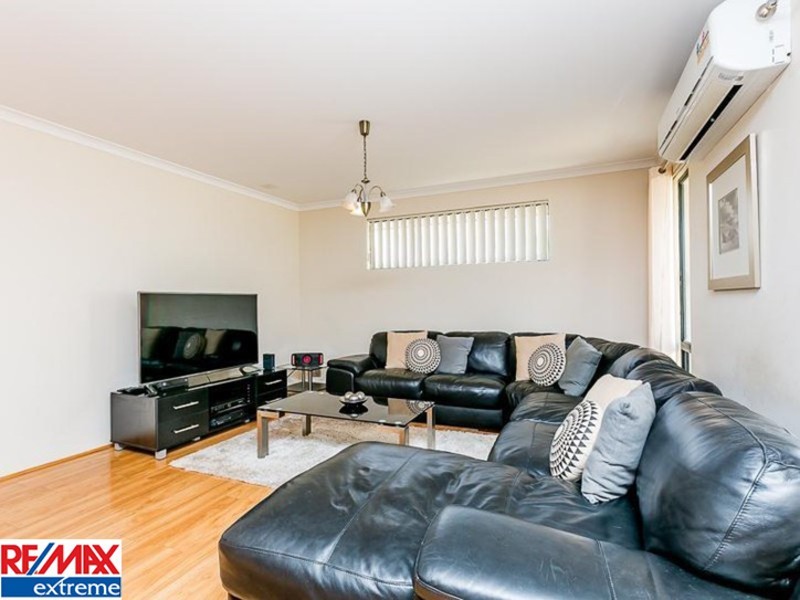 11 Harrington Avenue, Tapping WA 6065