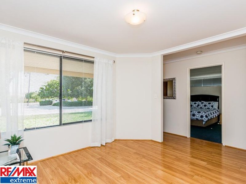 11 Harrington Avenue, Tapping WA 6065