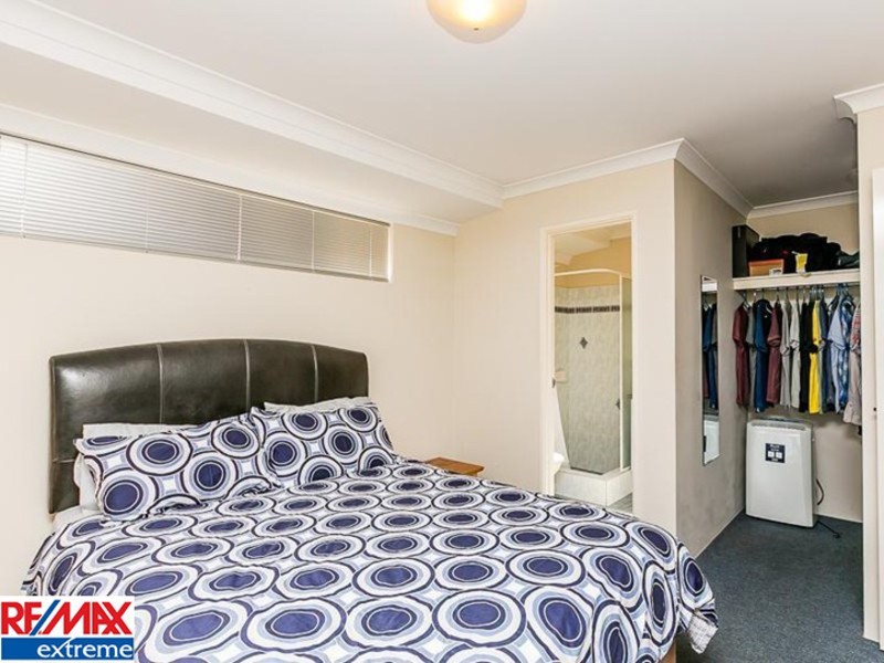 11 Harrington Avenue, Tapping WA 6065