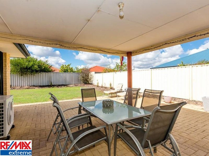 11 Harrington Avenue, Tapping WA 6065