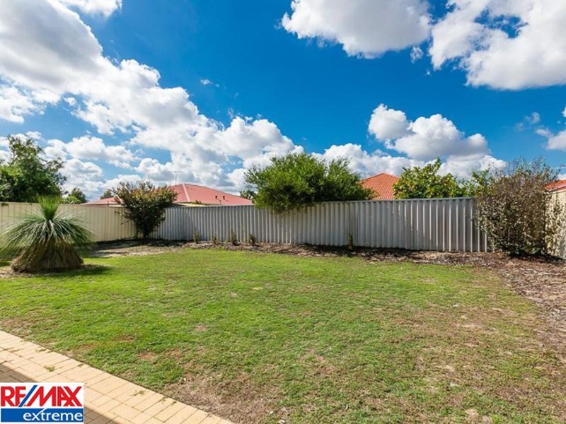 11 Harrington Avenue, Tapping WA 6065