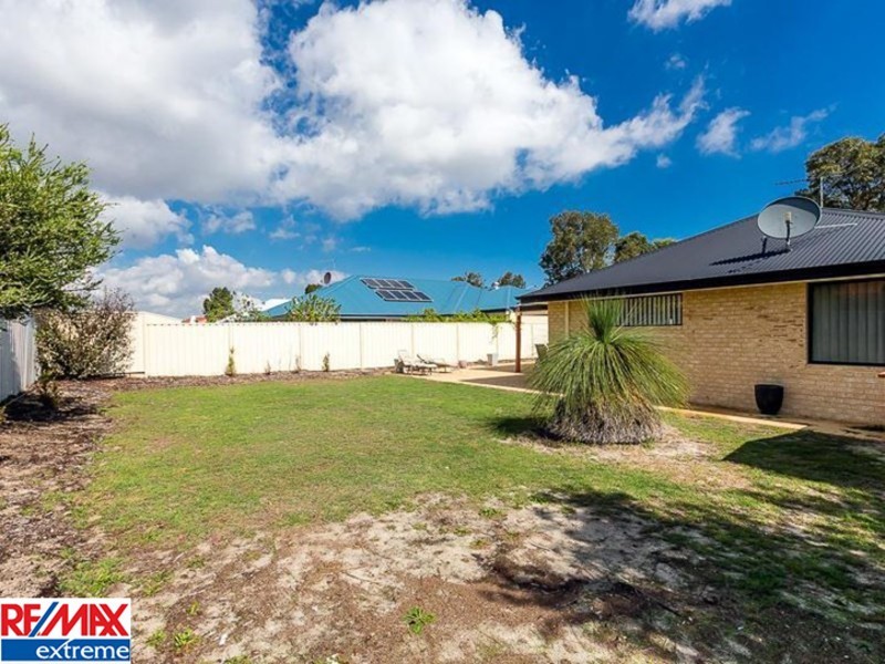 11 Harrington Avenue, Tapping WA 6065