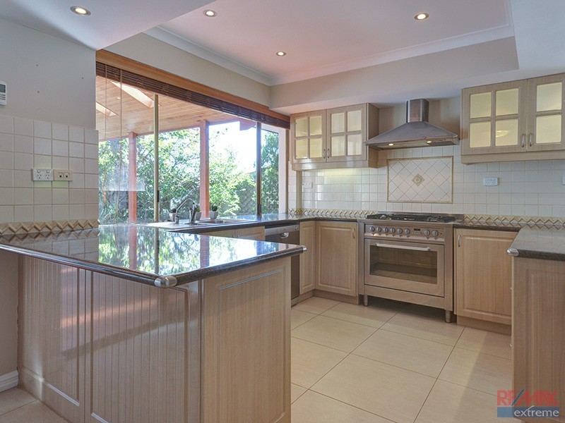 9 Stillwater Way, Edgewater WA 6027