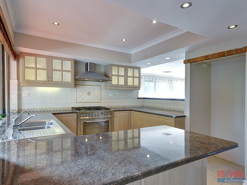 9 Stillwater Way, Edgewater WA 6027