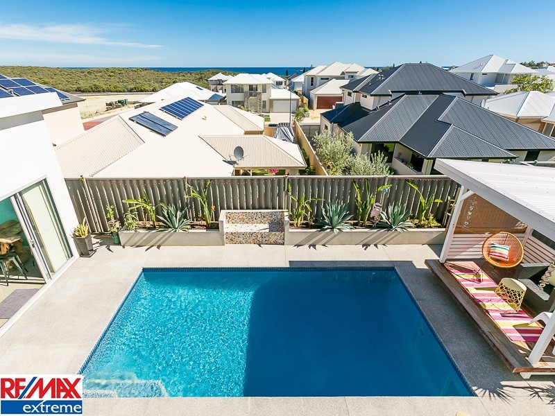 42 Fontelina Parade, Iluka WA 6028