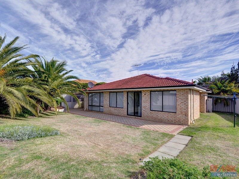 5 Longridge Rise, Quinns Rocks WA 6030
