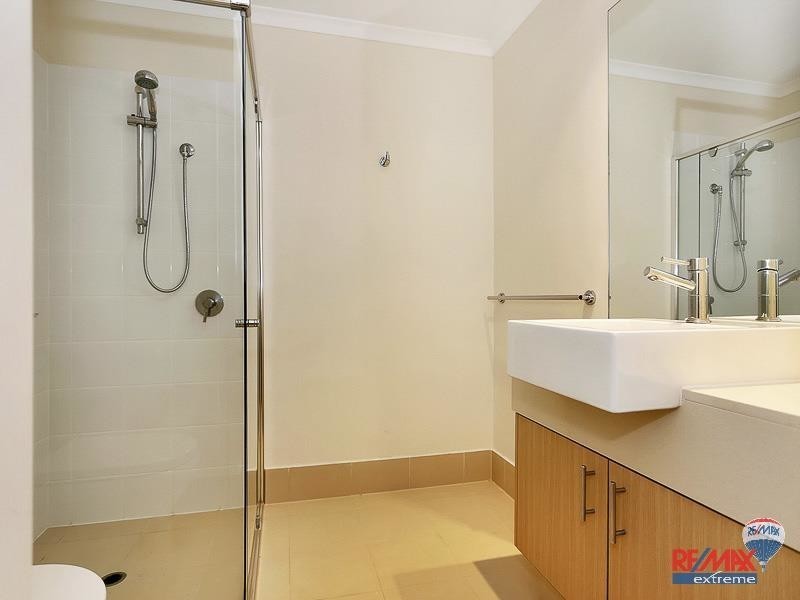 43/6 Walsh Loop, Joondalup WA 6027