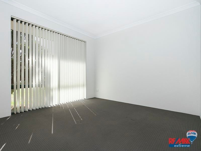 16 Hemmings Close, Clarkson WA 6030