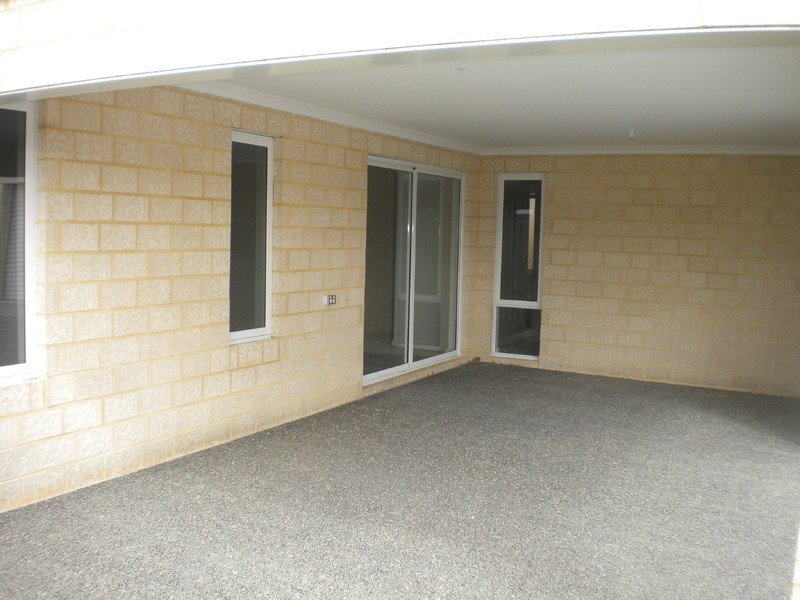 38 Brampton Avenue, Butler WA 6036