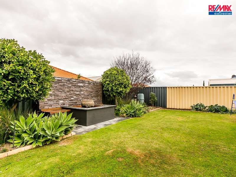 45 Chartwell Bend, Hocking WA 6065