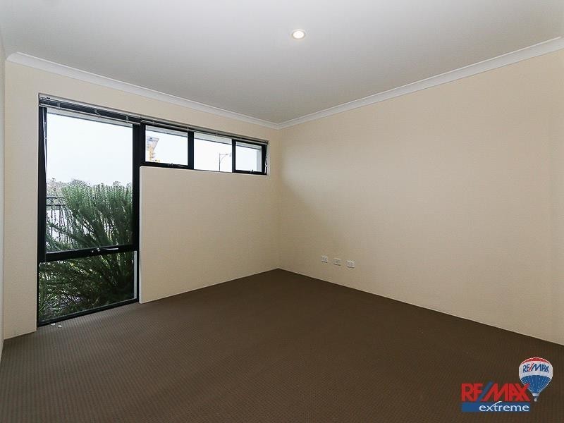 42 Halesworth Parade, Butler WA 6036