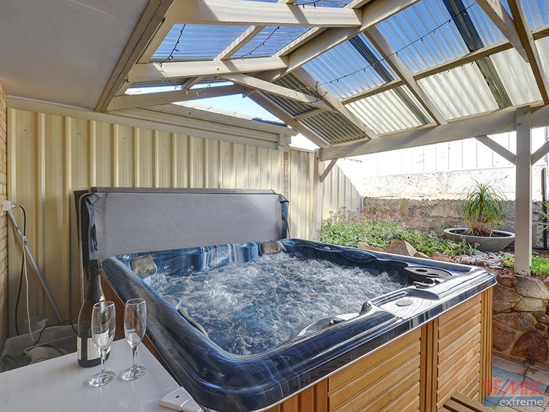 162 Kinross Drive, Kinross WA 6028