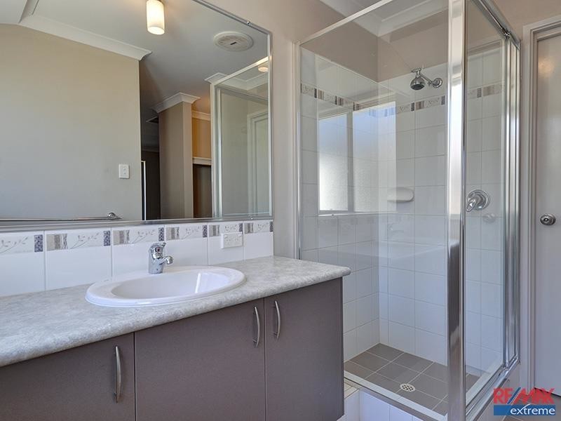 34 Montane Turn, Banksia Grove WA 6031