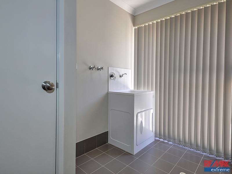 34 Montane Turn, Banksia Grove WA 6031