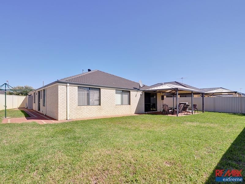 52 Tandara Fairway, Tapping WA 6065