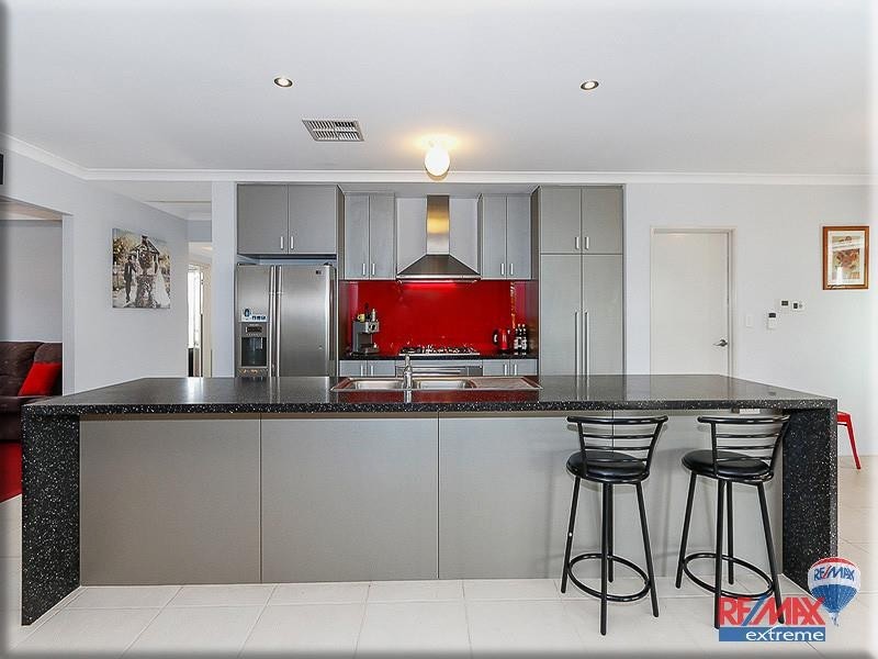 42 Topsail Loop, Alkimos WA 6038