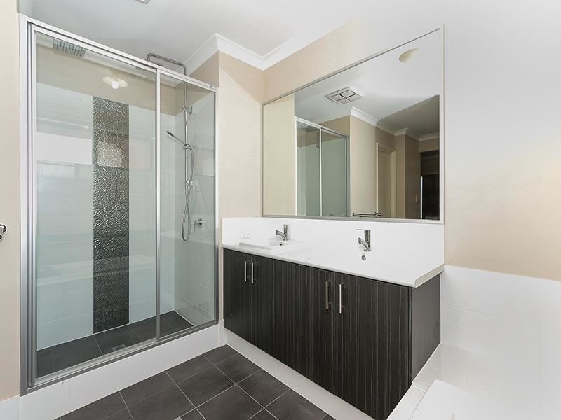 3 Citrine Street, Eglinton WA 6034