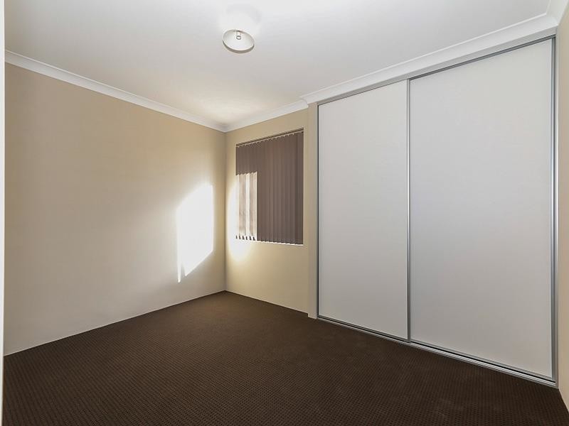 3 Citrine Street, Eglinton WA 6034