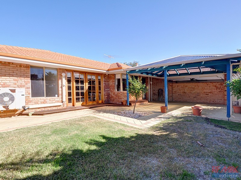3 Bacchante Circle, Ocean Reef WA 6027