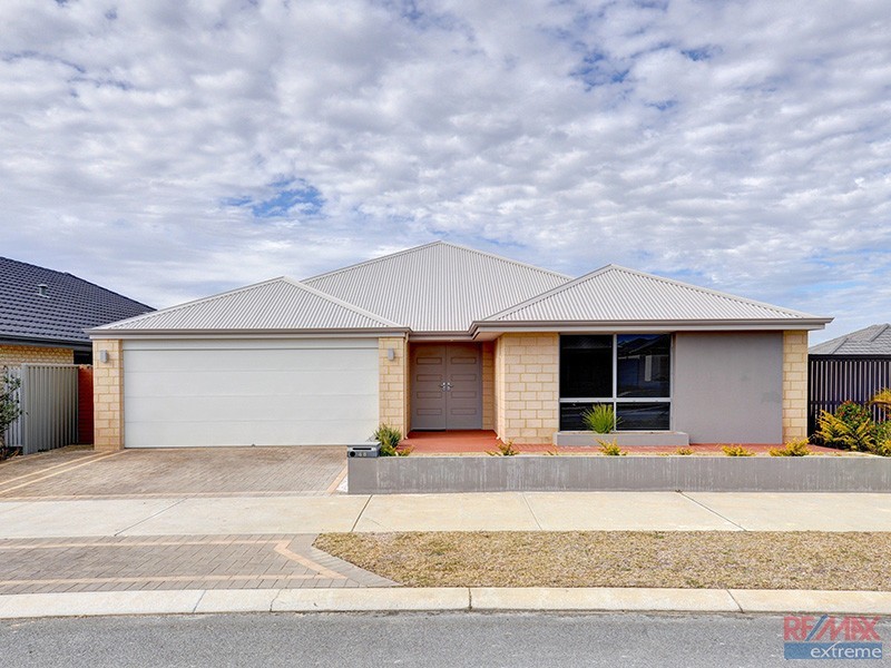 48 Farnham Pass, Alkimos WA 6038