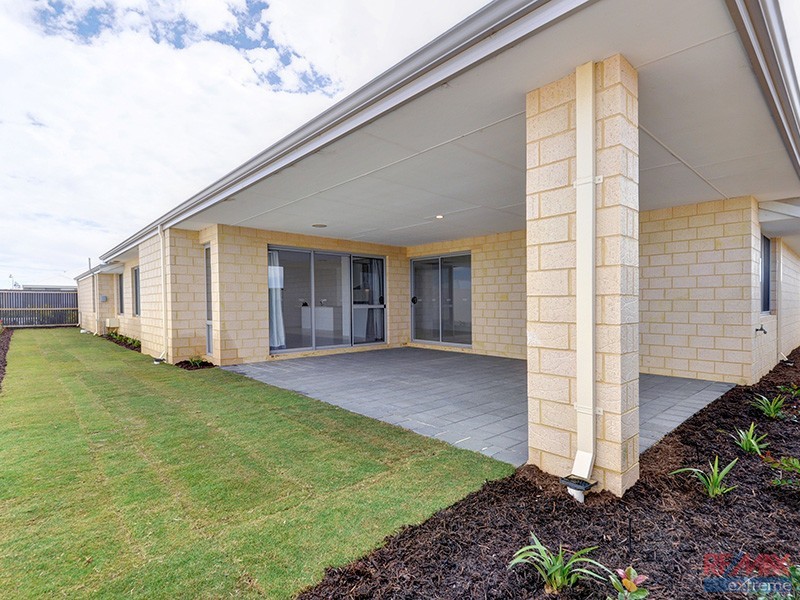 48 Farnham Pass, Alkimos WA 6038