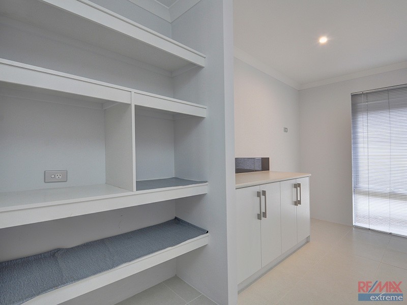 48 Farnham Pass, Alkimos WA 6038