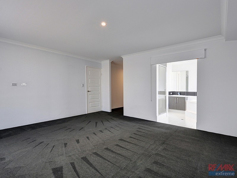 48 Farnham Pass, Alkimos WA 6038