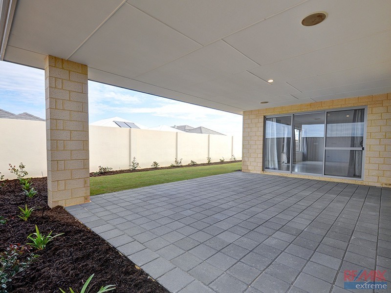 48 Farnham Pass, Alkimos WA 6038