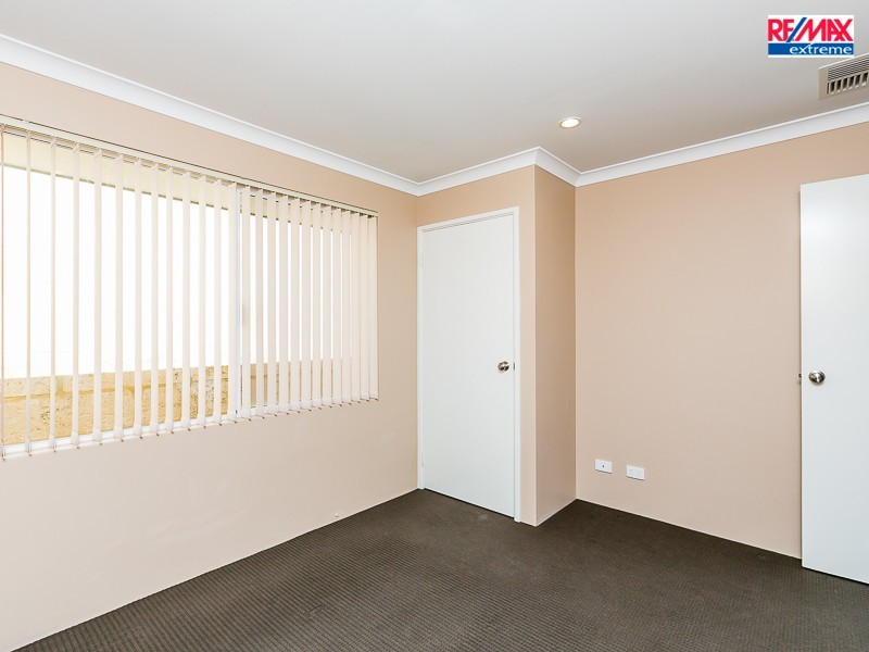 8 Fedamore Approach, Ridgewood WA 6030