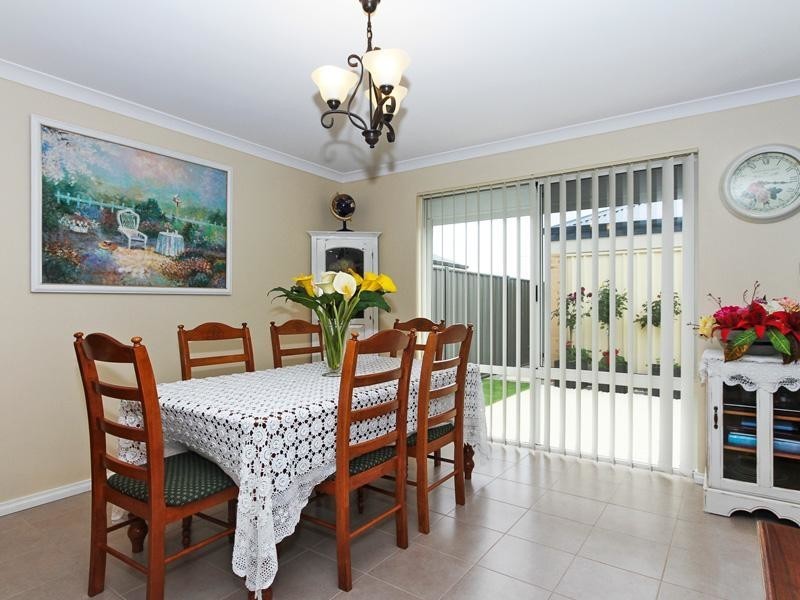 43 Sessilis Road, Banksia Grove WA 6031