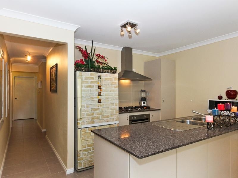 43 Sessilis Road, Banksia Grove WA 6031