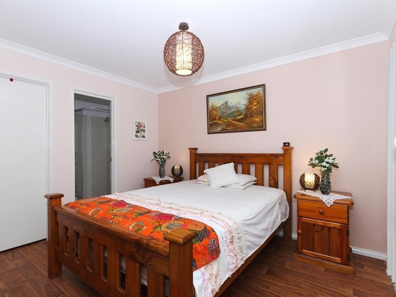 43 Sessilis Road, Banksia Grove WA 6031