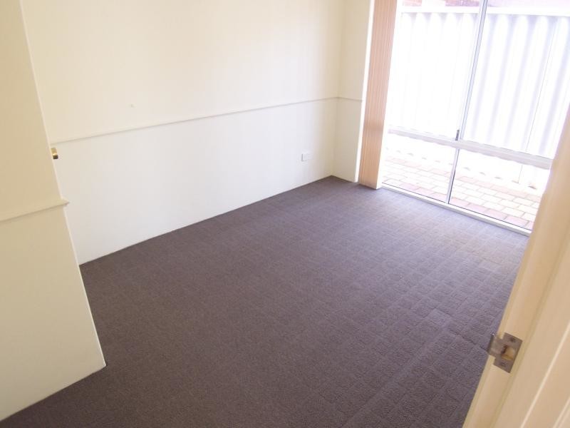 22 Duncombe Grove, Quinns Rocks WA 6030