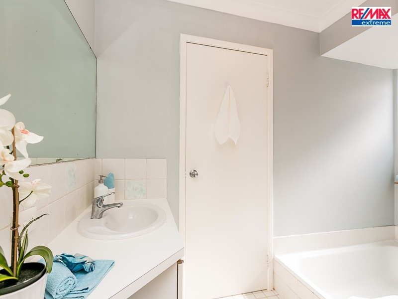 52 Admiral Grove, Heathridge WA 6027